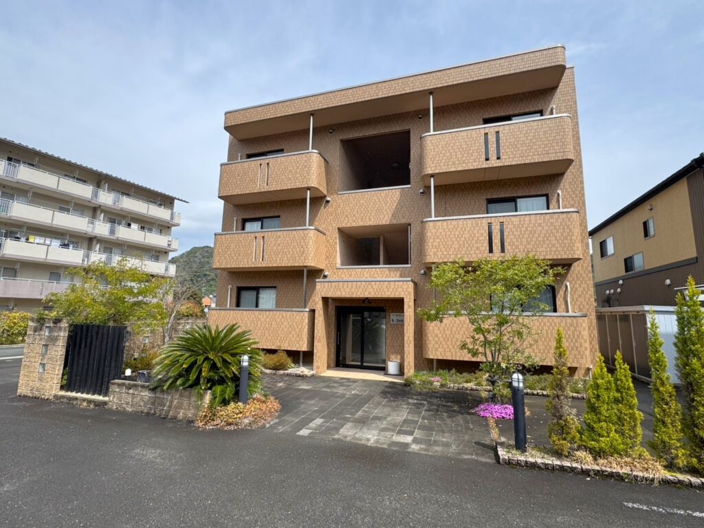 ガーデンコート・ラ・ファミール 画像2