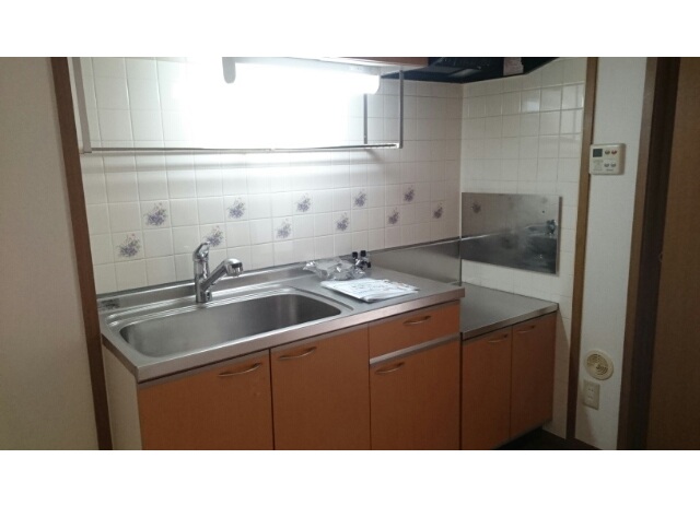 コンド・クラタニ 202号室 画像3