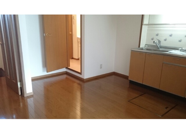 コンド・クラタニ 202号室 画像4