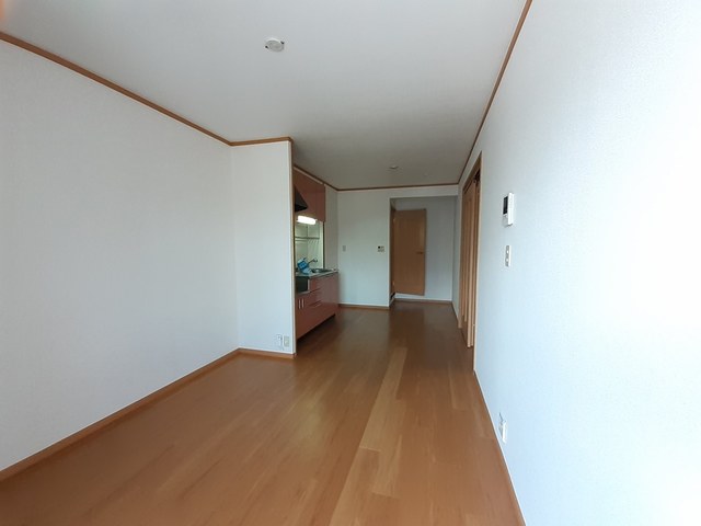 プロムナード・ソレイユB 201号室 画像3