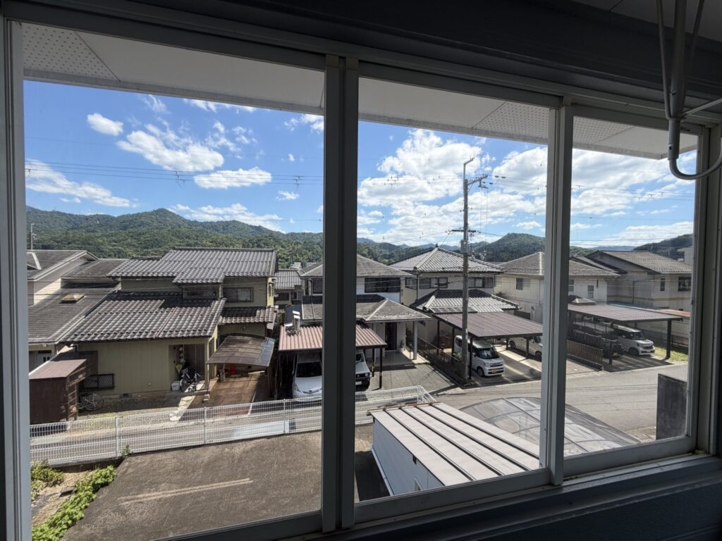 (玄関) (玄関)