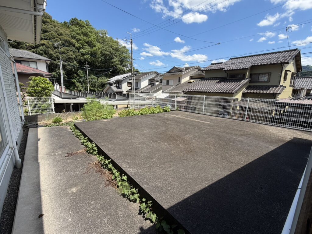 (玄関) (玄関)