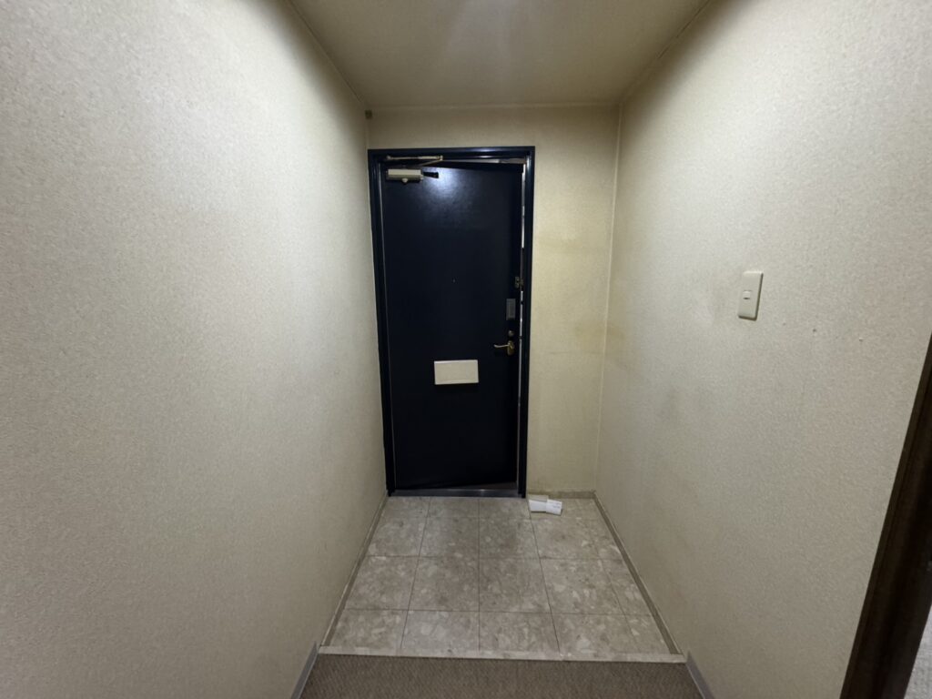 (玄関)