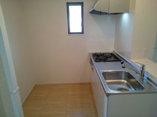 ヴェロ・クォーレ倉谷　105号室 画像4