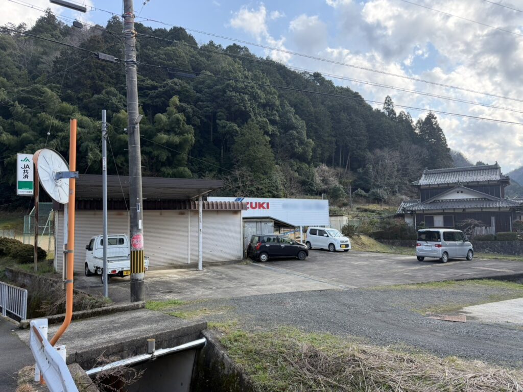 真倉 売工場・倉庫・駐車場・居宅（賃貸中・ｵｰﾅｰﾁｪﾝｼﾞ） 画像4