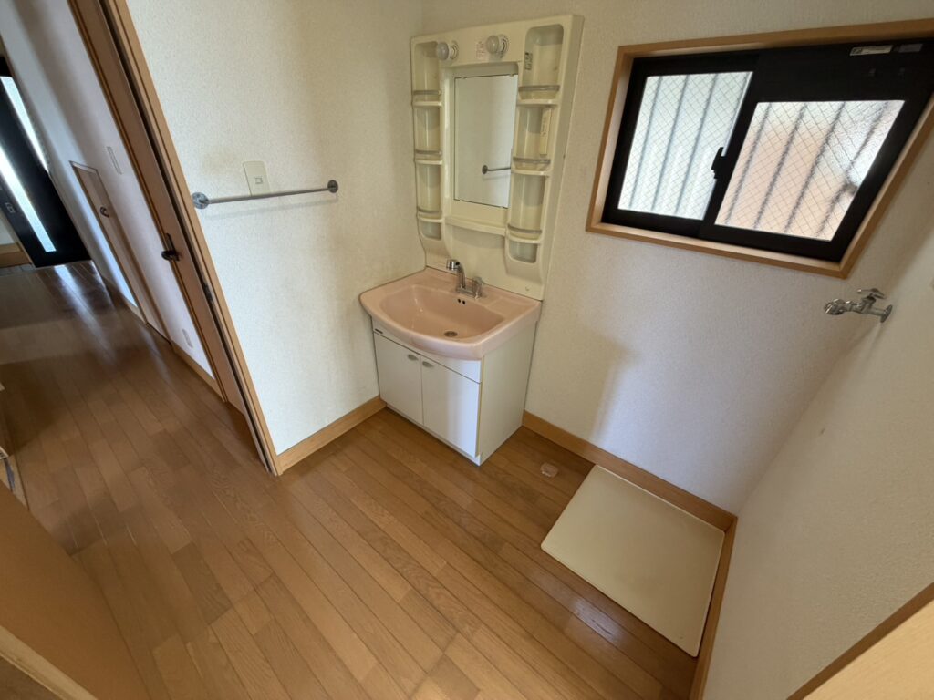 大内ガレージ付き中古住宅 画像18 大内ガレージ付き中古住宅 画像18