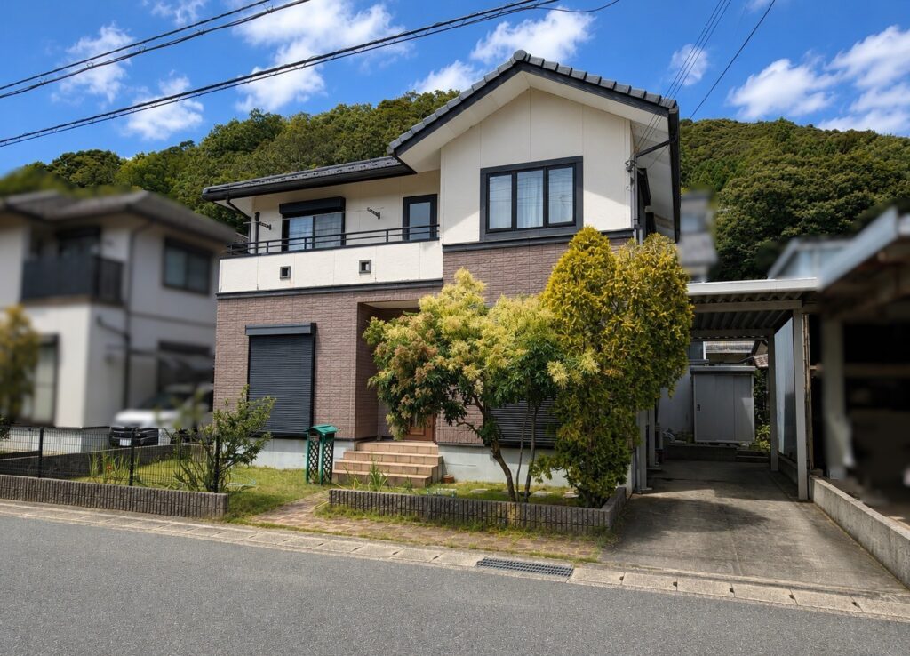 (玄関) (玄関)